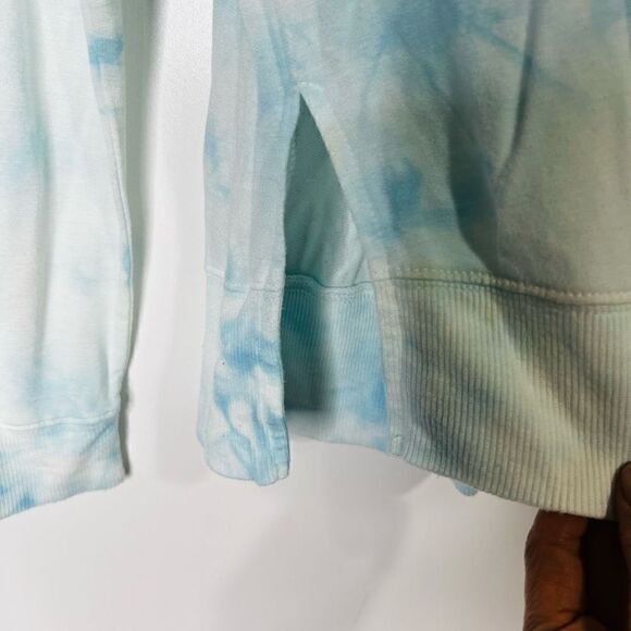 Wildfox Women's Blue Tie Dye Long Sleeve Sweatshirt Size Medium - Picture 3 of 12